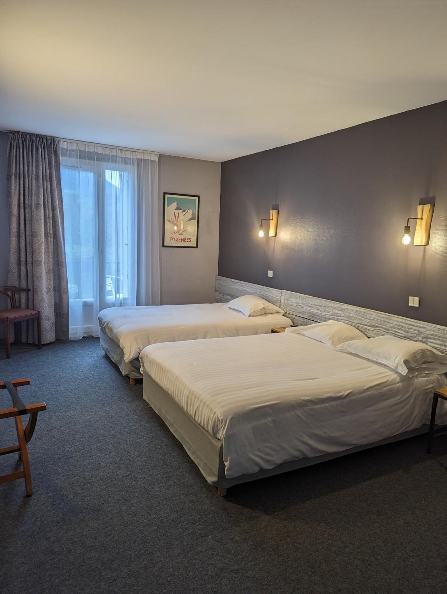 Hotel De L'Ours Arette Esterno foto